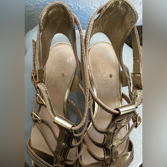 KATE SPADE ♠️- Gold Women's Sandals (7.5) ‼️NEW W/DUST BAG‼️ - Picture 10 of 14